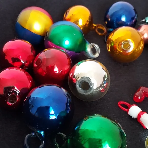 28pc Lot of Vintage Mini Christmas Tree Ornaments Blown Glass & Glass - Picture 2 of 6